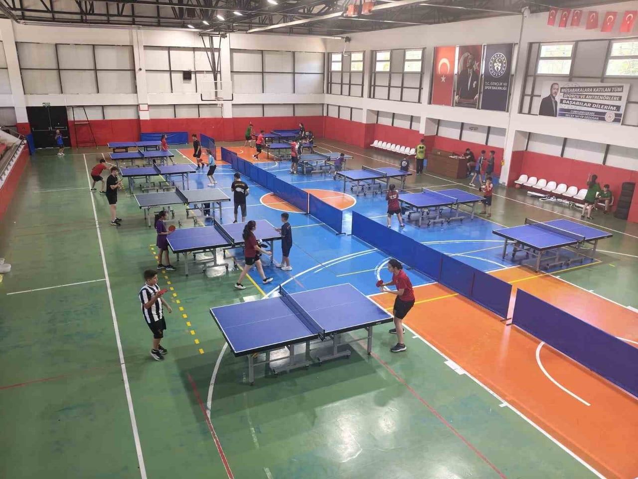 KAHRAMANMARAŞ'IN ANDIRIN İLÇESİ, TÜRKİYE'NİN FARKLI İLLERİNDEN 220 SPORCUNUN KATILIMIYLA...