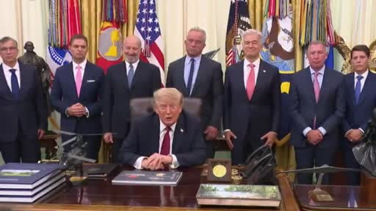 ABD Başkanı Donald Trump, "İran’a karşı nükleer silah kullanma seçeneğini eledim. Buna gerek yok"...