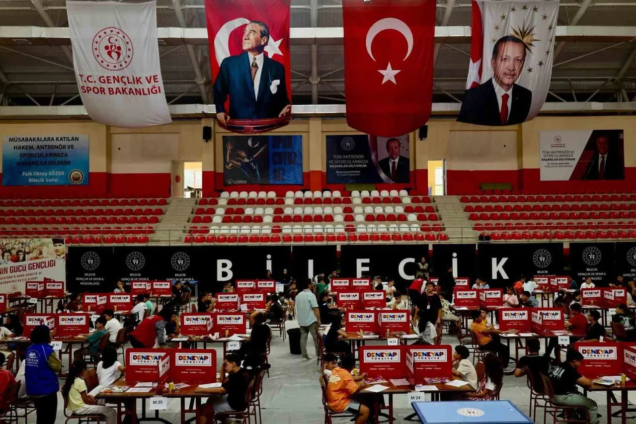 BİLECİK’TE 215 ÖĞRENCİ SIFIR ATIK İÇİN TEKNOLOJİ GELİŞTİRDİ