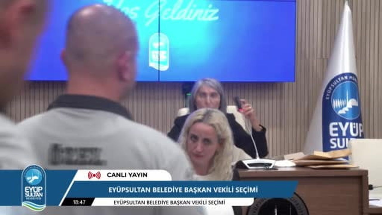 Eyüpsultan’da CHP’nin adayı Cafer Parlak Başkanvekili seçildi