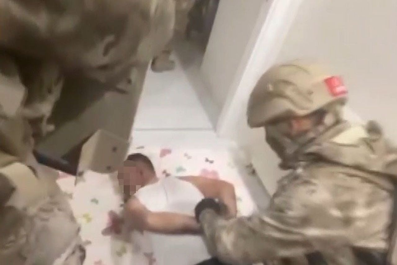 KAYSERİ'DE 'YILANLAR GRUBU' ADI ALTINDA YASA DIŞI BİR YAPILANMA İÇERİSİNE GİREN VE SİLAHLI EYLEM...