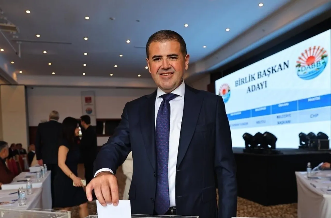MEZİTLİ BELEDİYE BAŞKANI AHMET SERKAN TUNCER (ARŞİV)