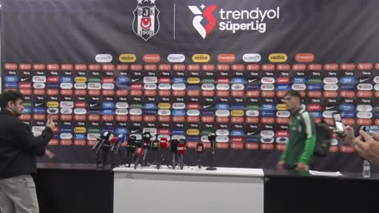 Kocaelispor'un hücum oyuncusu Metehan Altunbaş, Beşiktaş'a mağlup oldukları maçın ardından yaptığı...