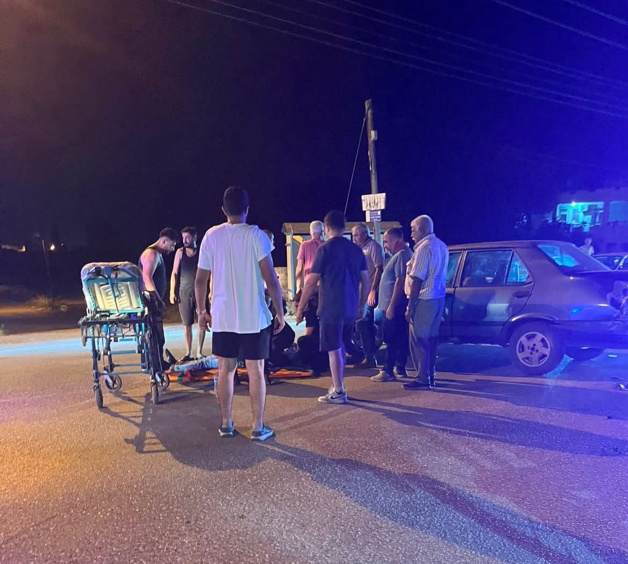 HATAY'DA 'U' DÖNÜŞÜ YAPACAĞI ESNADA MANEVRA YAPAN OTOMOBİLE AYNI YÖNDE İLERLEYEN 2 MOTOSİKLET...