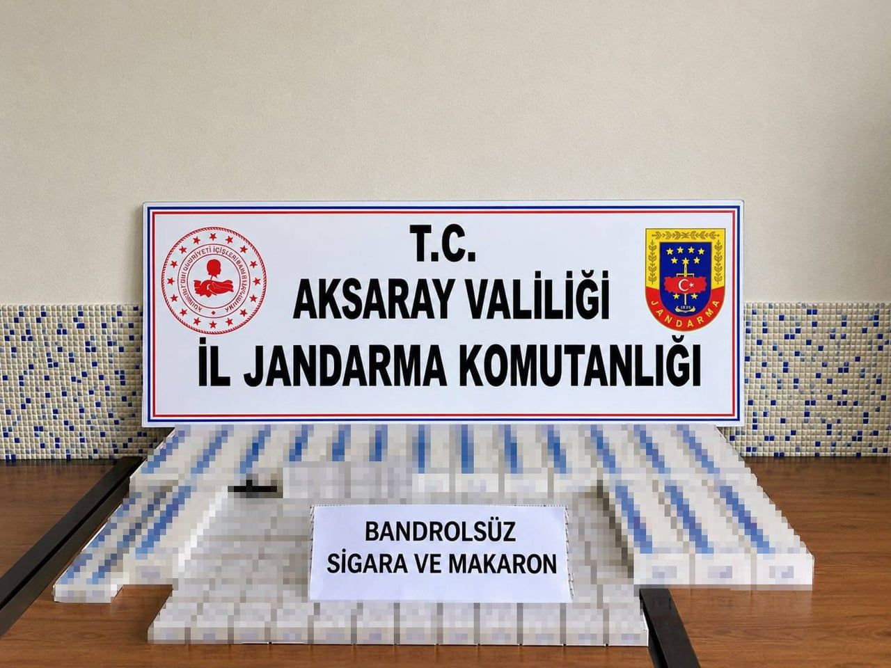 AKSARAY VE İLÇELERİNDE JANDARMA TARAFINDAN YAPILAN EŞ ZAMANLI OPERASYONLARDA PİYASA DEĞERİ 2,1...