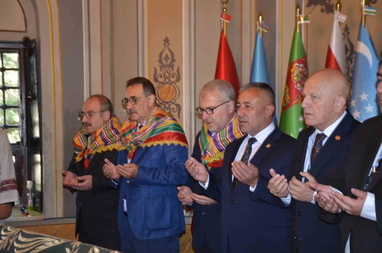 TÜRBEYİ SON OLARAK ESKİ SANAYİ VE TEKNOLOJİ BAKANI MUSTAFA VARANK VE ESKİ ENERJİ VE TABİİ...