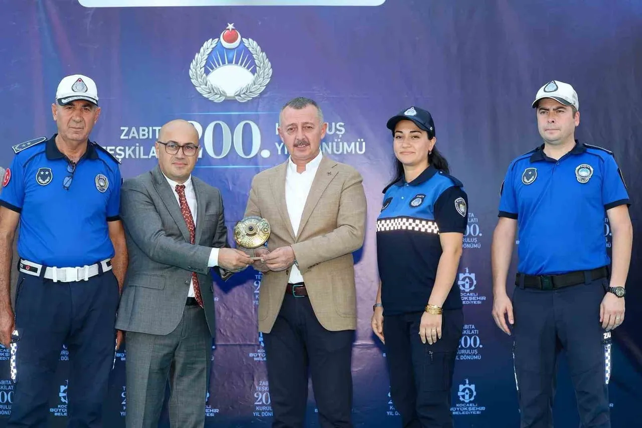 KOCAELİ BÜYÜKŞEHİR BELEDİYE BAŞKANI TAHİR BÜYÜKAKIN, ZABITA TEŞKİLATI’NIN 200. KURULUŞ YIL DÖNÜMÜ...