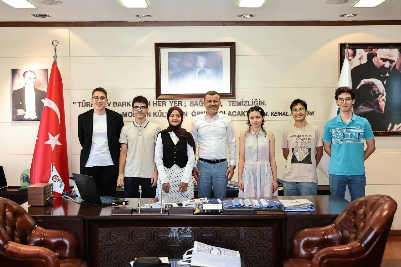 DENİZLİ BÜYÜKŞEHİR BELEDİYE BAŞKANI BÜLENT NURİ ÇAVUŞOĞLU, YKS’DE ÜSTÜN BAŞARI ELDE EDEREK İLK...