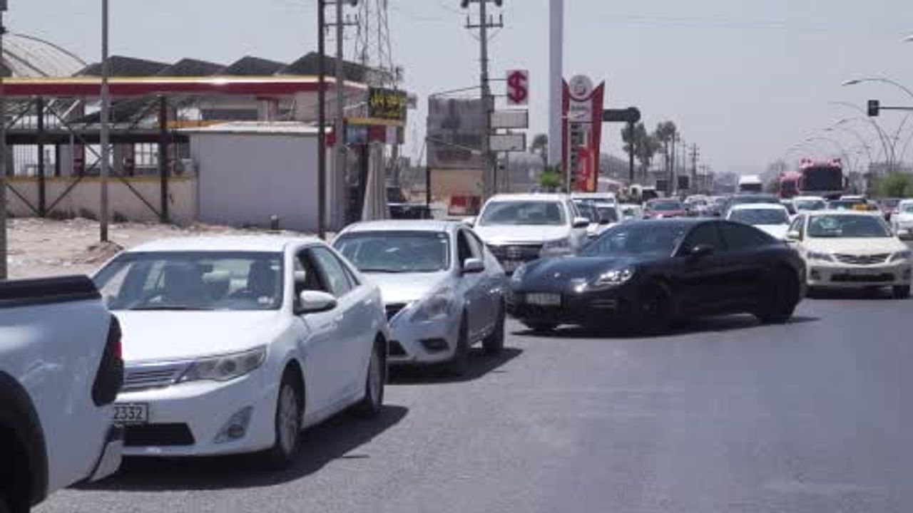 Irak Kürt Bölgesel Yönetimi'nde (IKBY) Erbil ve Duhok kentlerinde yaklaşık bir haftadır yaşanan...