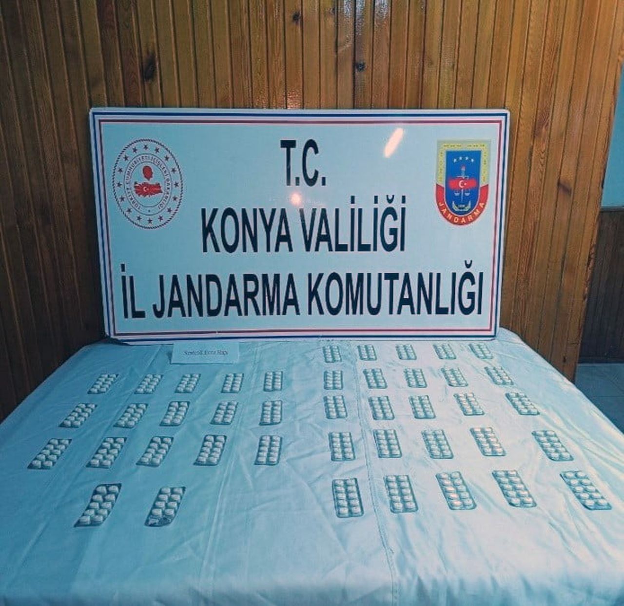 KONYA’DA JANDARMA EKİPLERİ TARAFINDAN TEMMUZ AYINDA YAPILAN OPERASYONLARDA ÇOK SAYIDA UYUŞTURUCU...