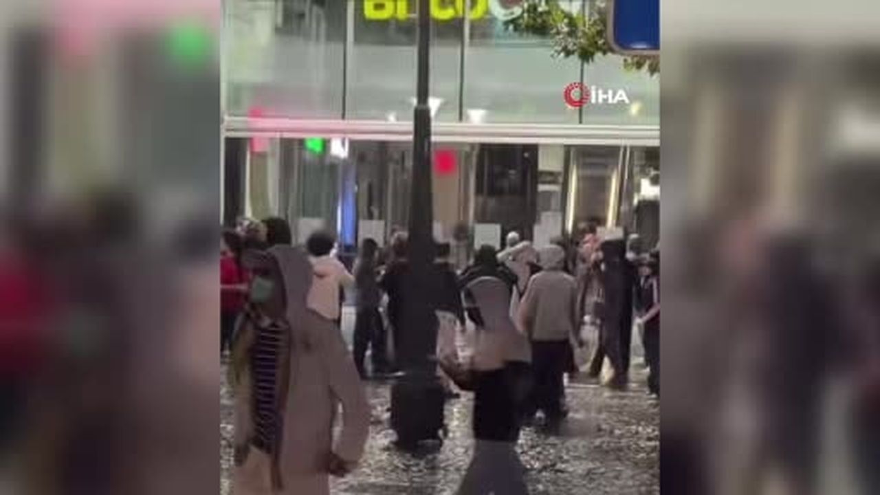 Belçika'nın Liege şehrinde yaşanan öğrenci olayları akşam saatlerinde şehrin birçok noktasına...