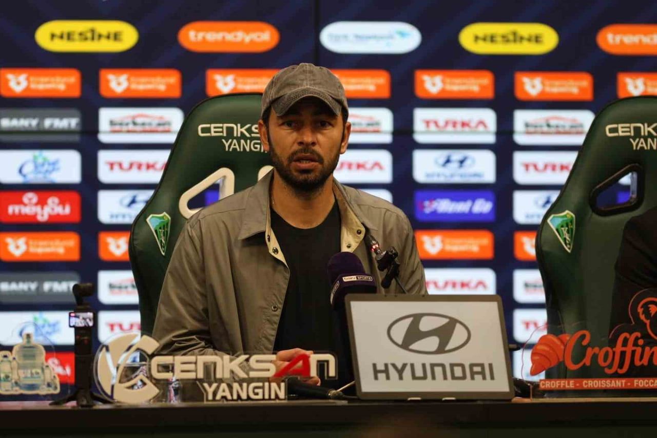 KOCAELİSPOR TEKNİK DİREKTÖRÜ SELÇUK İNAN