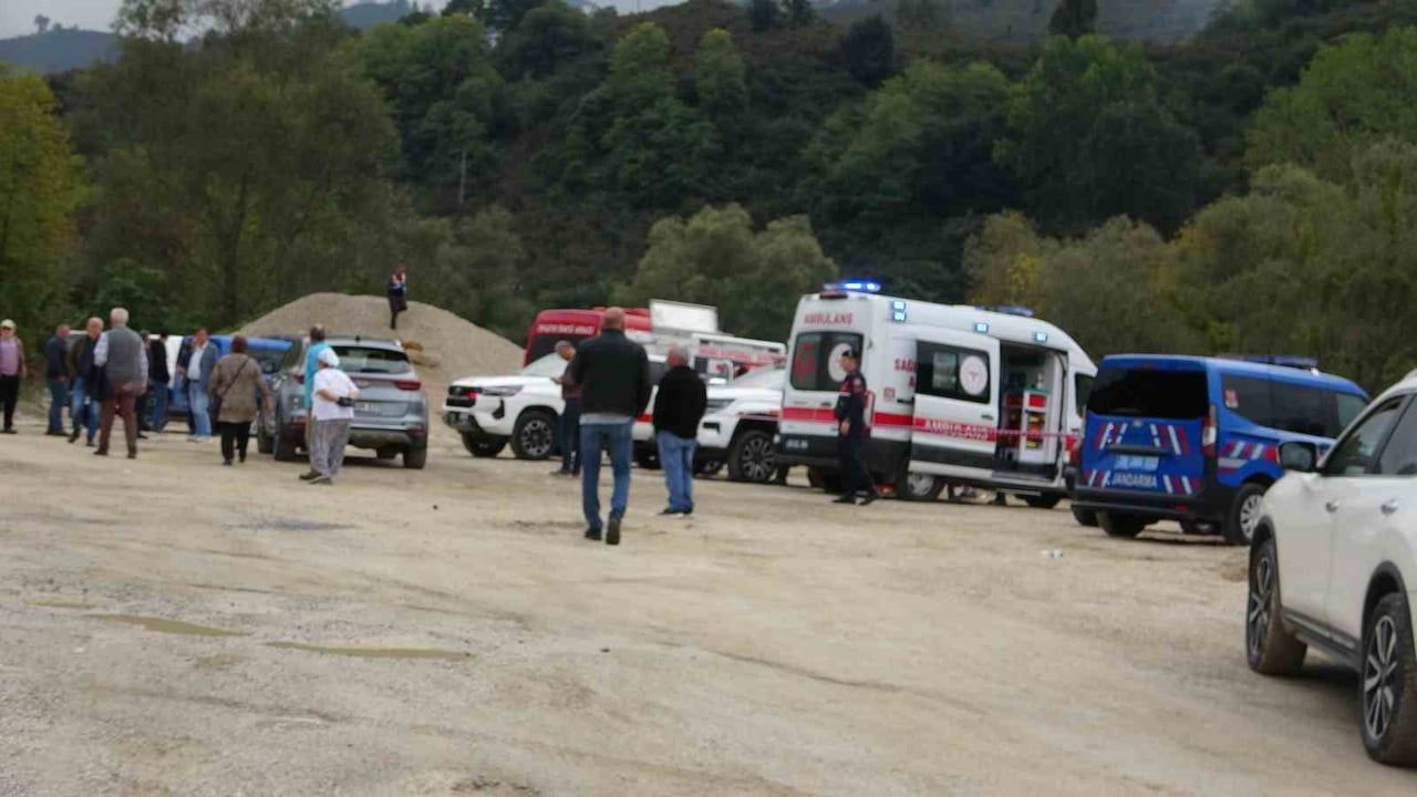 GİRESUN’DA AKSU DERESİ KENARINDA HAREKETSİZ HALDE BULUNAN 68 YAŞINDAKİ KADININ HAYATINI KAYBETTİĞİ...