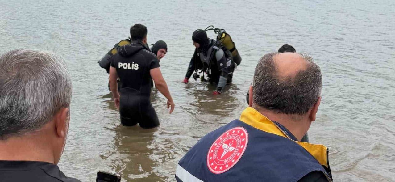 KONYA'NIN AKÖREN İLÇESİNDE AİLESİYLE BİRLİKTE GİTTİĞİ PİKNİKTE BALIK TUTMAK İÇİN ATTIĞI OLTAYI...