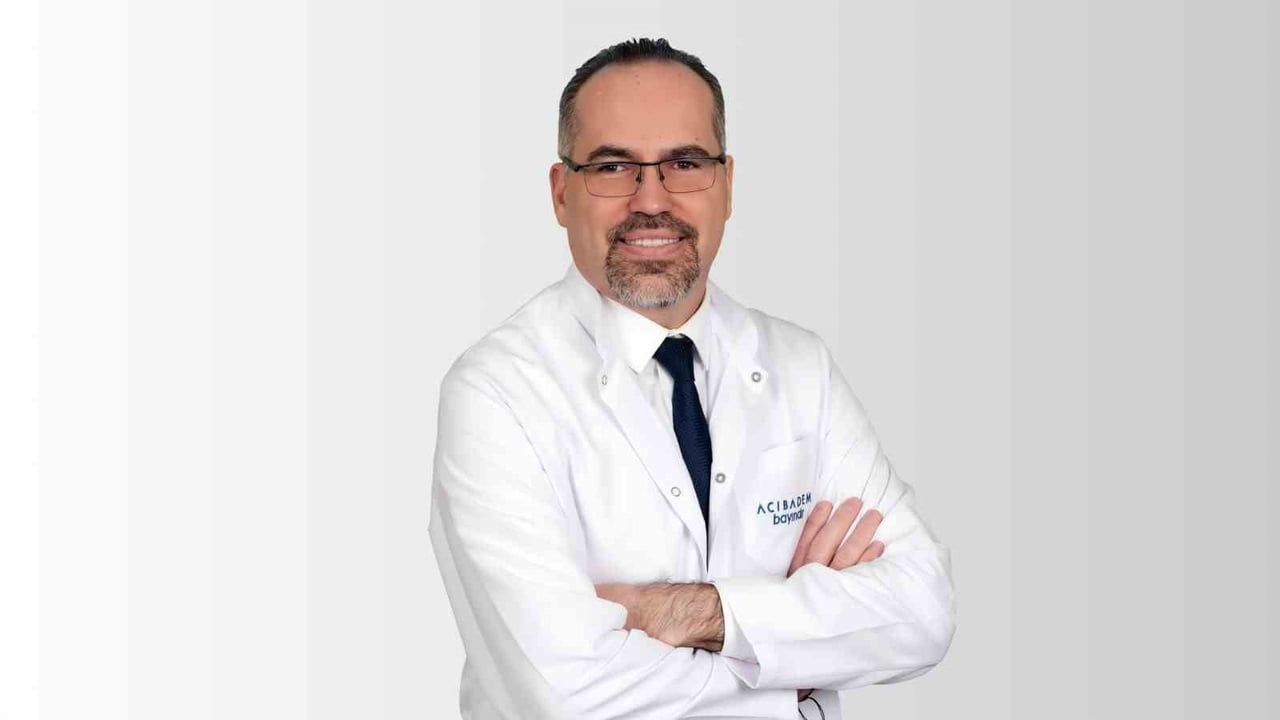 ACIBADEM KADIN HASTALIKLARI VE DOĞUM UZMANI DR. ERTAN ÖZTÜRK