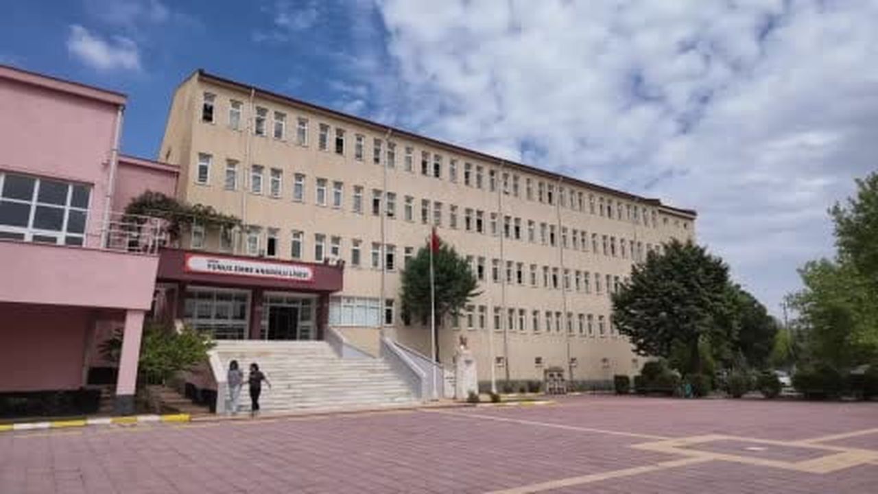Şehit Yüzbaşı Yiğitcan Çiğa’nın adı kütüphanede yaşatılacak