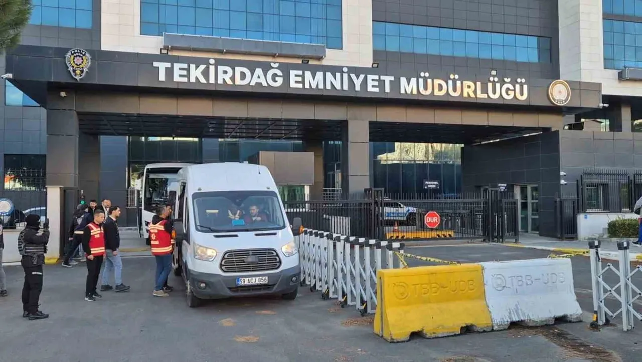 TEKİRDAĞ MERKEZLİ 18 İLDE DÜZENLENEN VE HESAP HAREKETLERİNDE YAKLAŞIK 433 MİLYON LİRALIK İŞLEM...