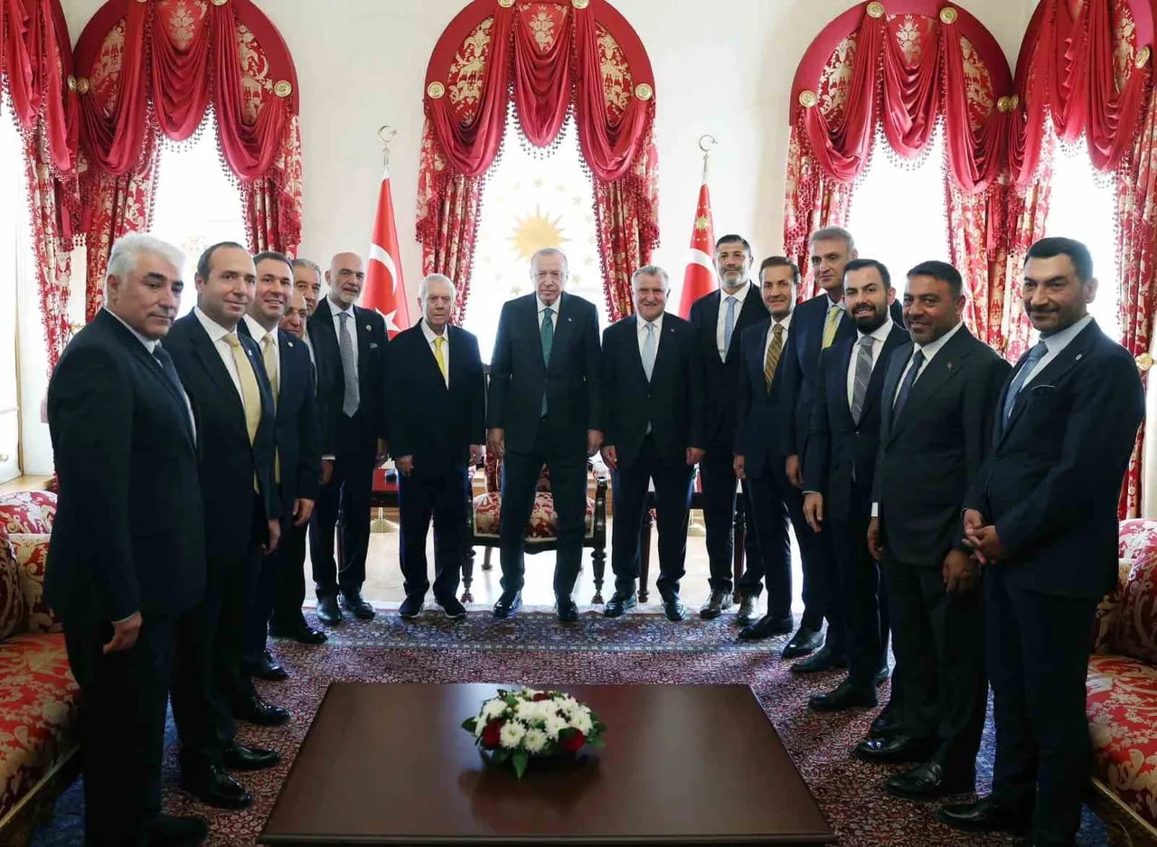 CUMHURBAŞKANI RECEP TAYYİP ERDOĞAN, FENERBAHÇE SPOR KULÜBÜ BAŞKANI AZİZ YILDIRIM VE YÖNETİM...