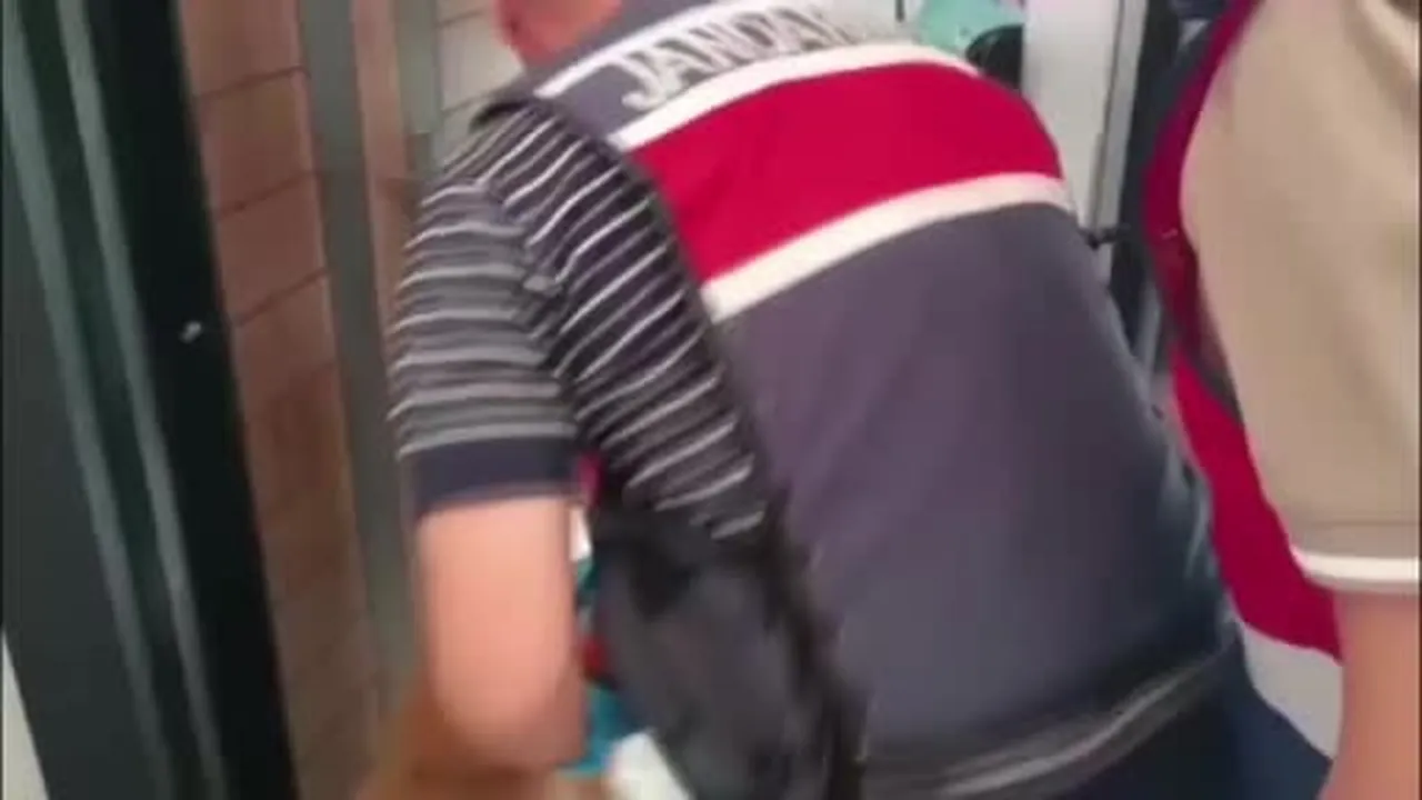 Adana’da uyuşturucu operasyonu: 3 şüpheli yakalandı