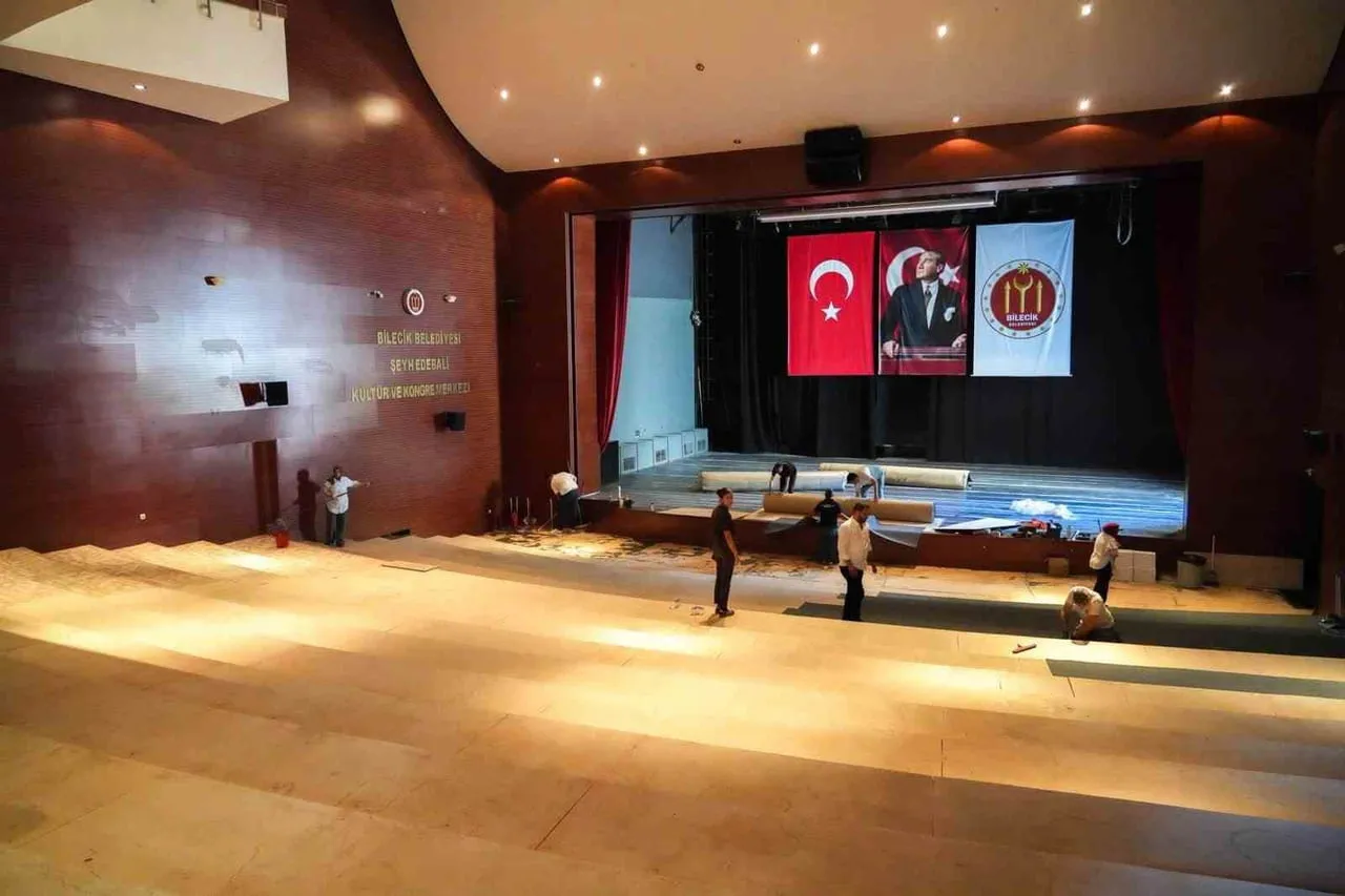ŞEYH EDEBALİ KÜLTÜR VE KONGRE MERKEZİ YENİLİYOR