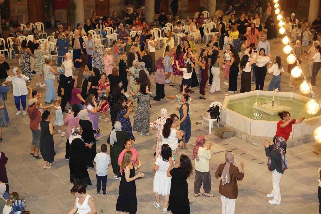 ŞEHZADELER BELEDİYESİ TARAFINDAN MERKEZ MAHALLELERDE YAŞAYAN KADINLARA YÖNELİK DÜZENLENEN KADINLAR...