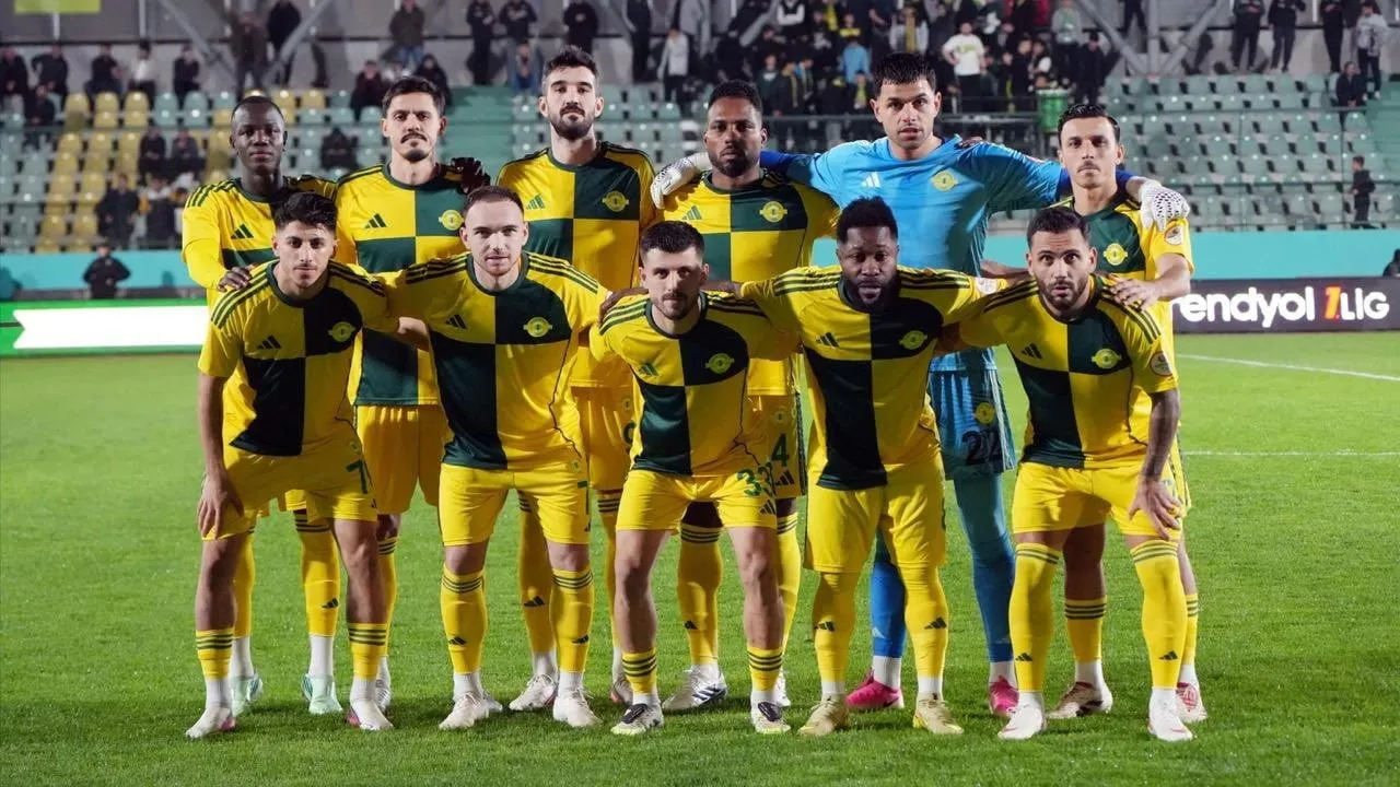 TRENDYOL 1. LİG'İN 11. HAFTASINDA ESENLER EROKSPOR, KONUK ETTİĞİ MARDİN 1969 SPOR'U 4-2 MAĞLUP...