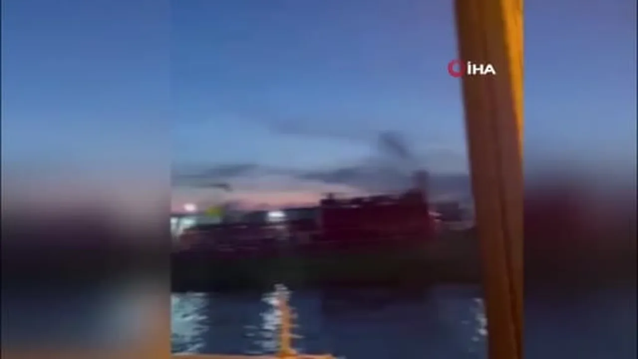İstanbul Boğazı’nda facianın eşiğinden dönüldüğü anların görüntüsü ortaya çıktı