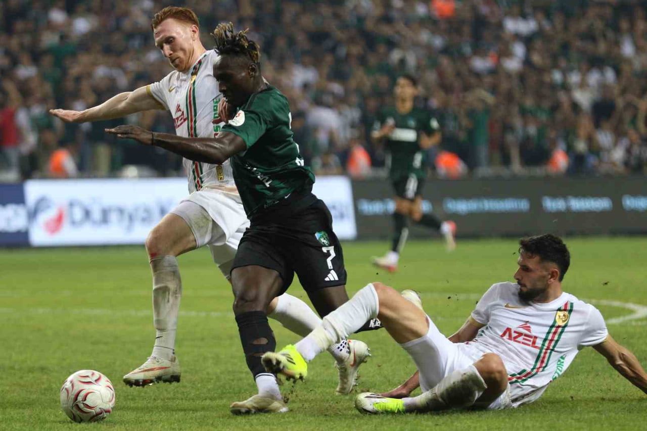 TRENDYOL SÜPER LİG’İN 2. HAFTASINDA KOCAELİSPOR, SAHASINDA KARŞILAŞTIĞI AMED SPORTİF FAALİYETLER'İ...