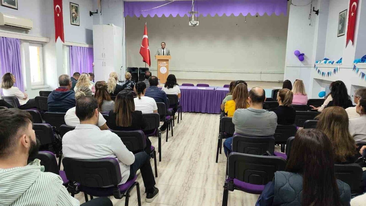 AYDIN’IN KUŞADASI İLÇESİNDE, OKULLARDA ŞİDDETİN ÖNLENMESİNE YÖNELİK YÜRÜTÜLEN ÇALIŞMALAR...
