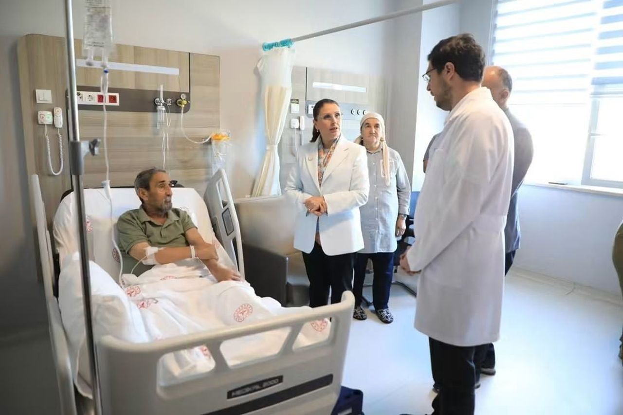 GEÇTİĞİMİZ HAFTALARDA BARTIN VALİSİ NURTAÇ ARSLAN TARAFINDAN DA HASTANEDE ZİYARET EDİLEN BARTINLI...