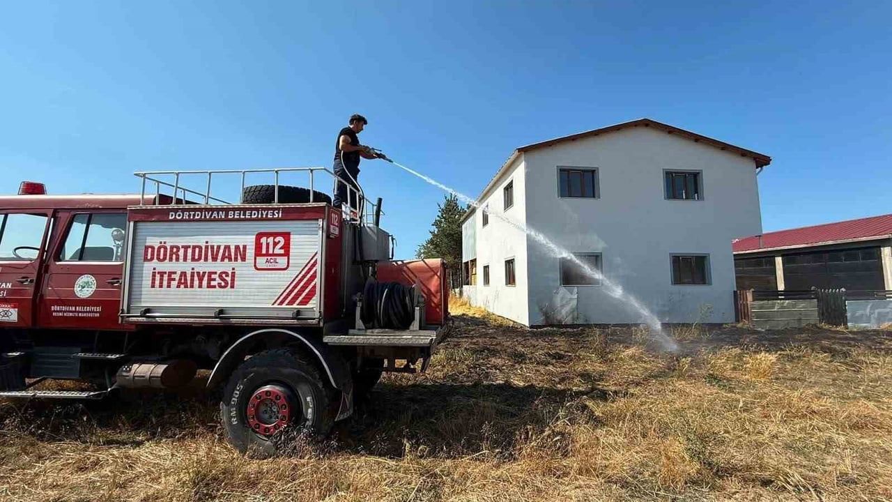 DÖRTDİVAN İLÇESİNDE BİR KERESTE FABRİKASININ HEMEN ARKASINDAKİ ARAZİDE ÇIKAN YANGIN, İTFAİYE...