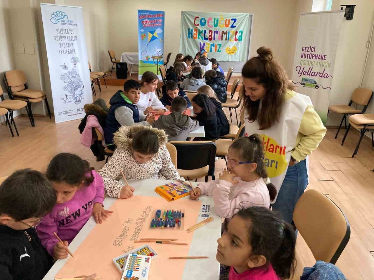 NİLÜFER BELEDİYESİ İLE HER YER ÇOCUK DERNEĞİ İŞ BİRLİĞİNDE DÜZENLENEN "ÇOCUKLARIN GÖLYAZI’SI"...