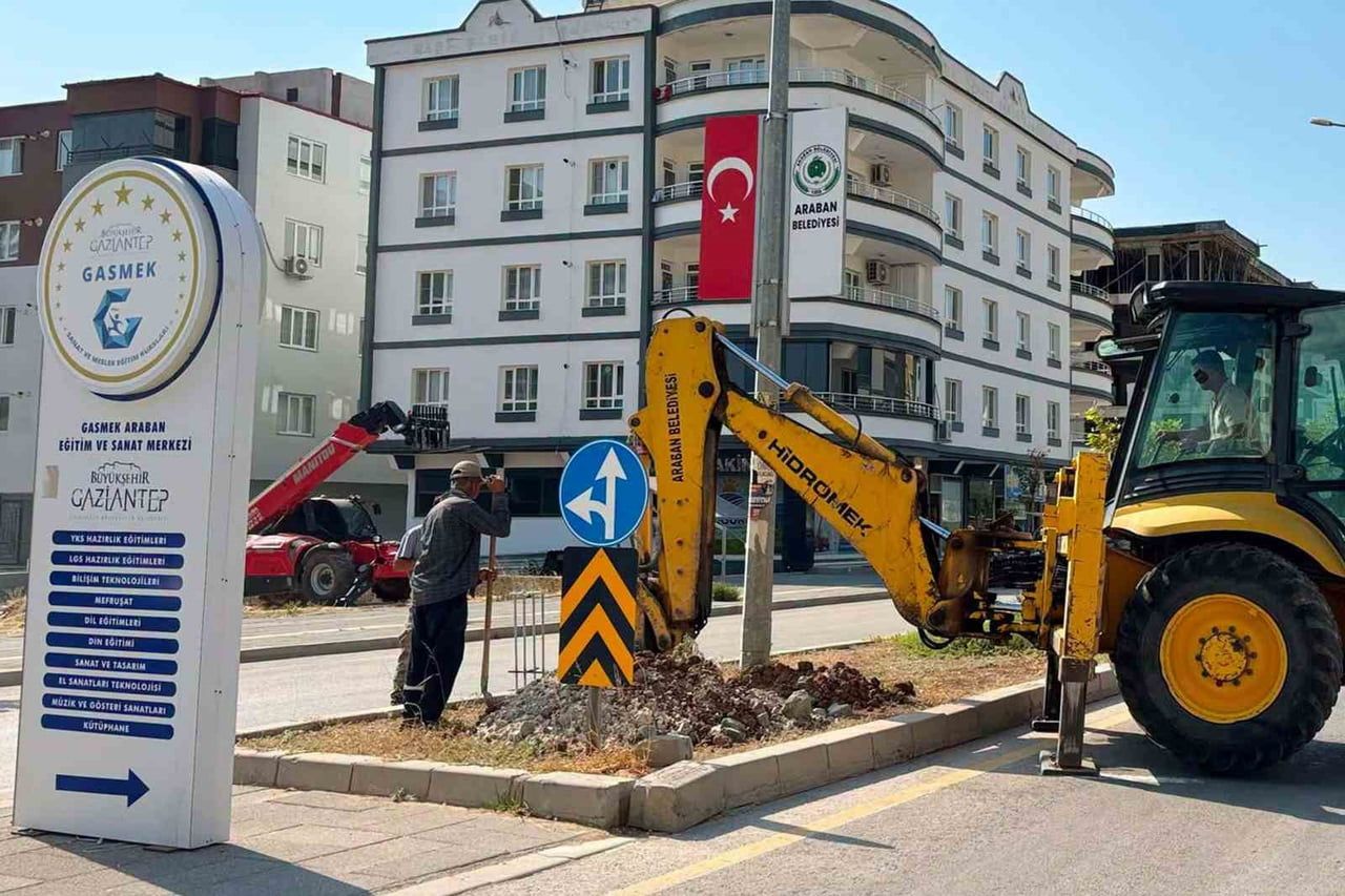 ARABAN’DA TRAFİK IŞIKLANDIRMA ÇALIŞMASI BAŞLATTI