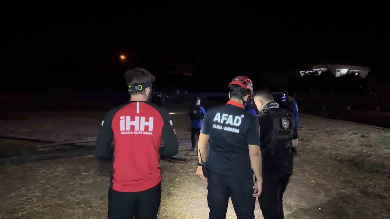 MARDİN'İN DERİK İLÇESİNDE EVİNDEN AYRILDIKTAN SONRA HABER ALINAMAYAN 13 YAŞINDAKİ ÇOCUK MISIR...