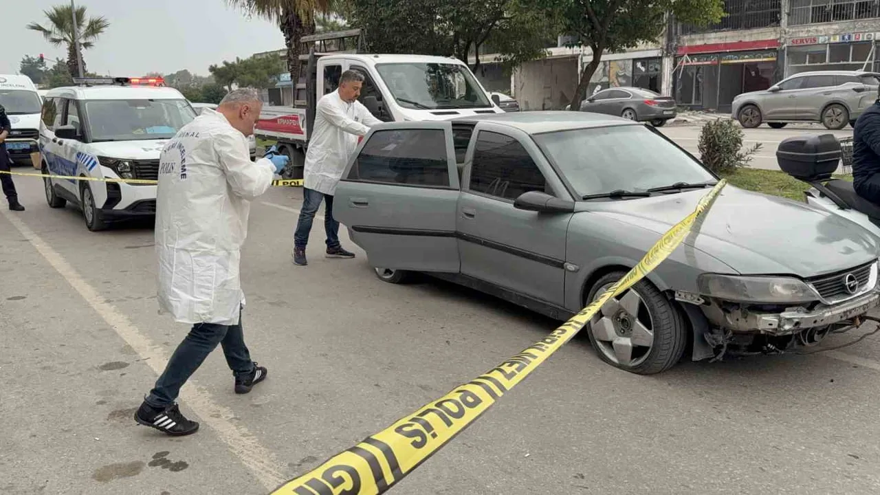 SAMSUN’UN CANİK İLÇESİNDE ARACININ ÖNÜ KESİLEN BİR KİŞİ BOYNUNDAN VE SAĞ KOLUNDAN BIÇAKLANARAK...