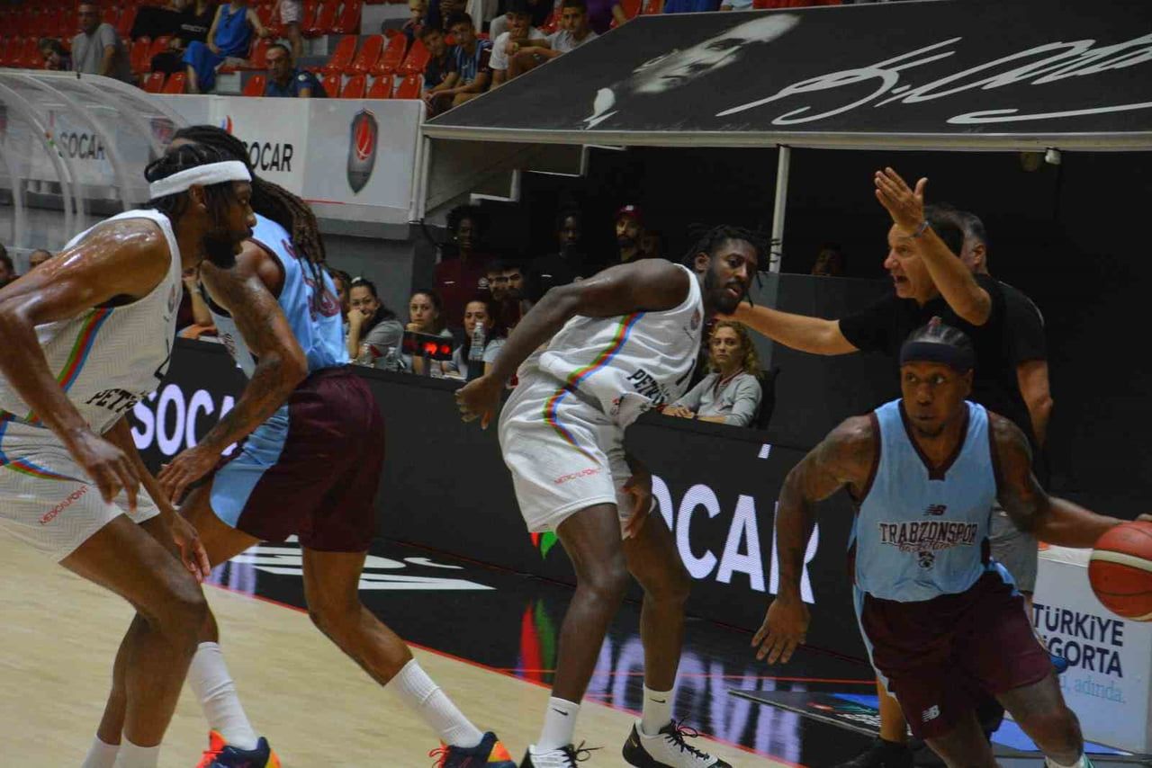 EGE CUP 2026 TURNUVASININ 3. MAÇINDA ALİAĞA PETKİMSPOR, TRABZONSPOR’U 91-73 MAĞLUP ETTİ.