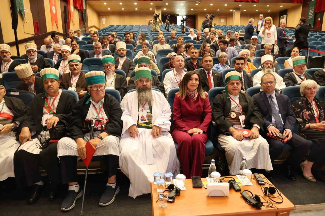 NEVŞEHİR’İN HACIBEKTAŞ İLÇESİNDE DÜZENLENEN "TARİHTEN GÜNÜMÜZE ANADOLU VE BALKANLAR’DA BEKTAŞİLİK"...