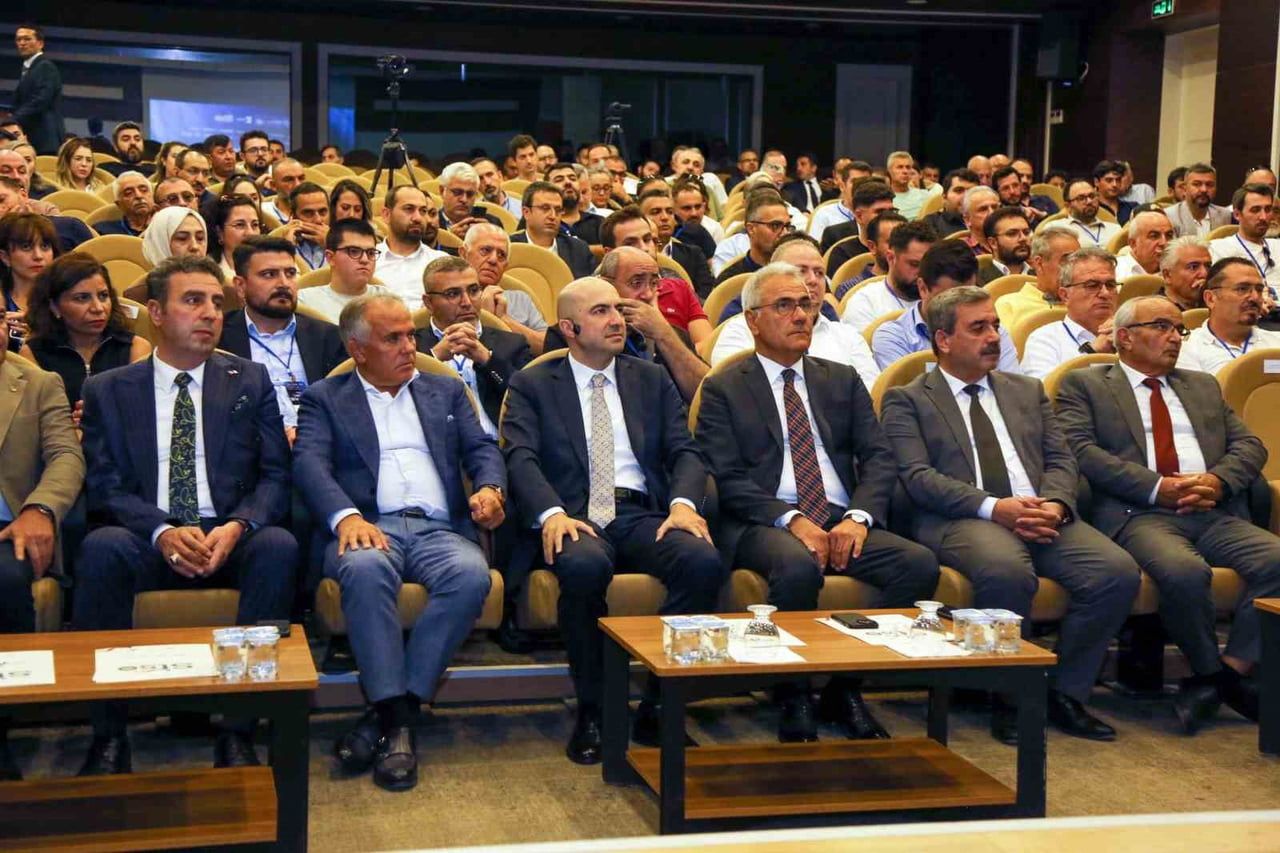 SİVAS’TA “DESTEK VE DÖNÜŞÜM” TOPLANTISI YAPILDI
