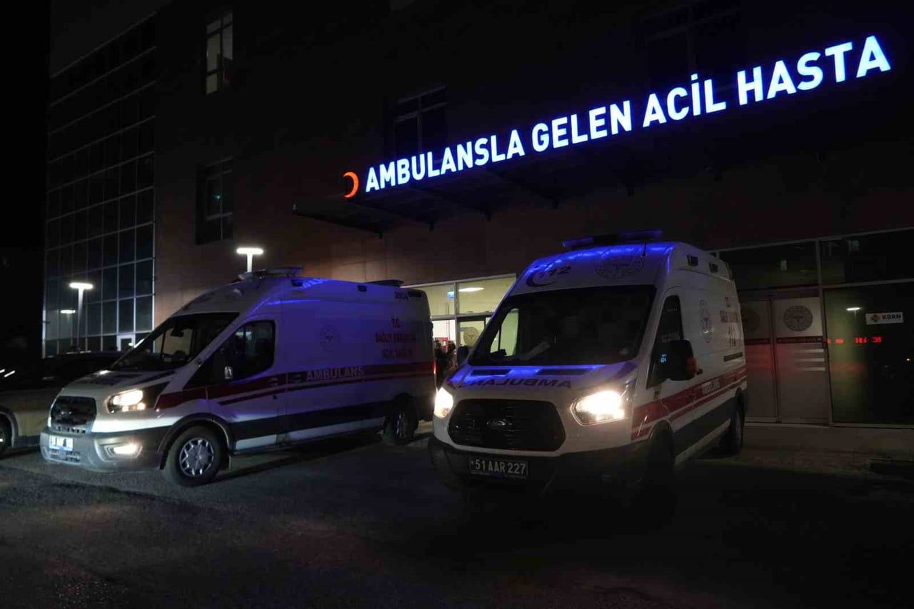 NİĞDE’DE ÇIKAN OTLATMA KAVGASINDA 5 KİŞİ YARALANDI