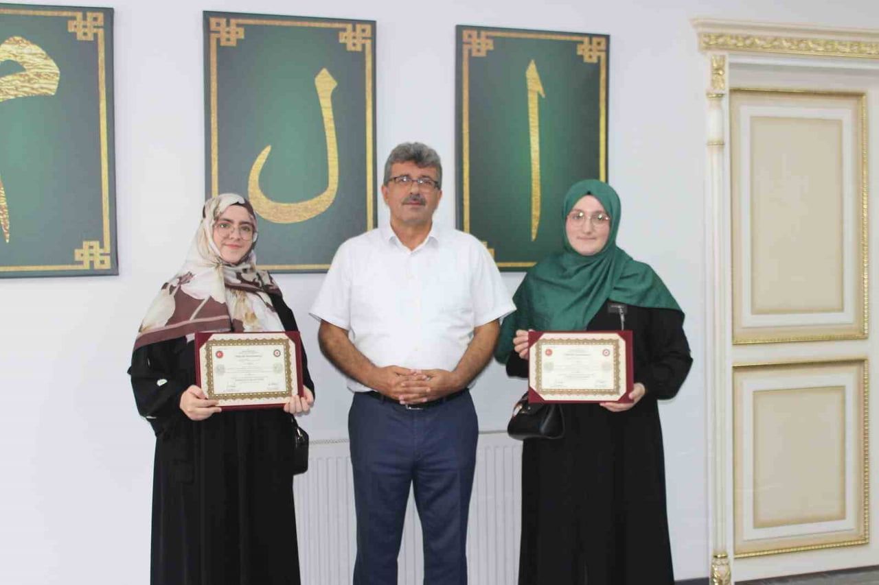 ÜNYE İLÇE MÜFTÜSÜ TARAFINDAN BELGELERİN VERİLMESİ