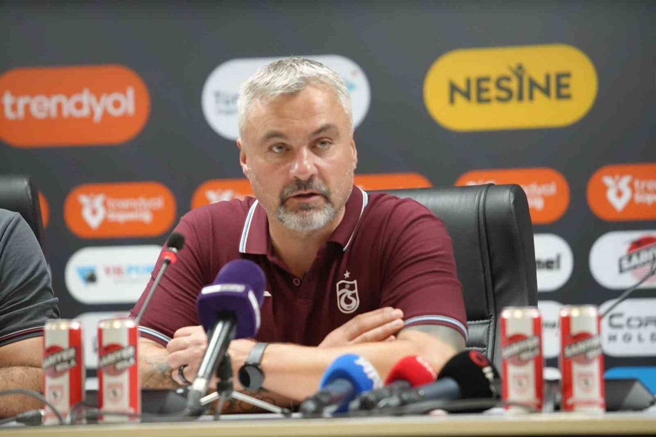 TRABZONSPOR TEKNİK DİREKTÖRÜ THOMAS REİS, SAMSUNSPOR’U DEPLASMANDA 3-0 YENDİKLERİ MAÇIN ARDINDAN...