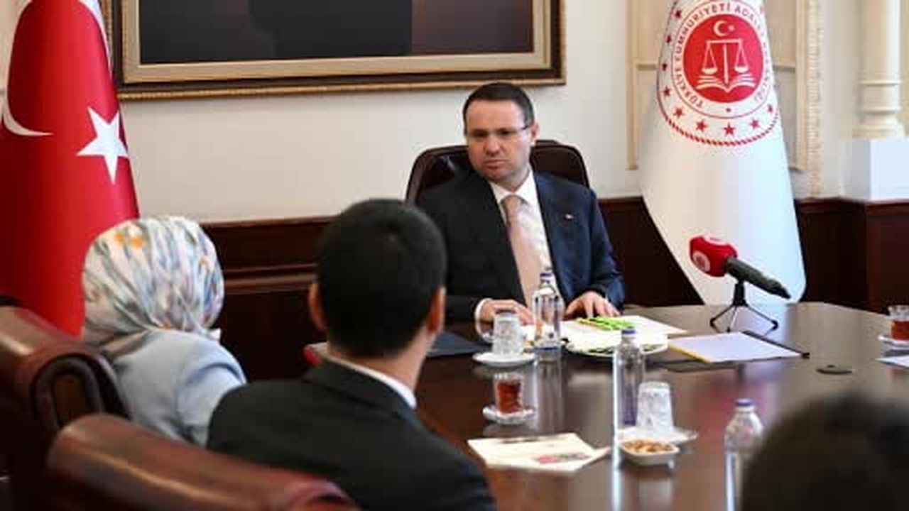 Bakan Gürlek, Yazıcıoğlu ailesini kabul etti