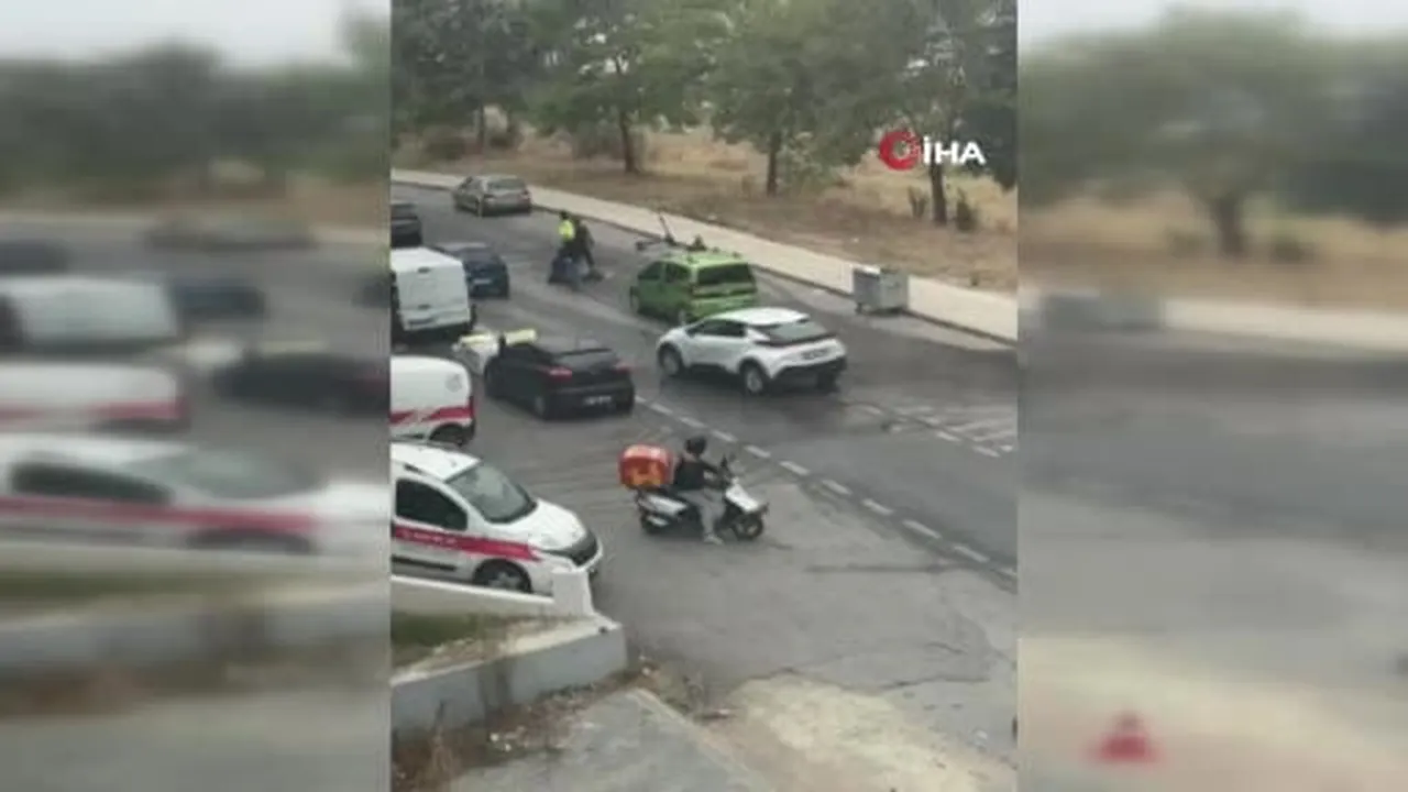Edirne’de sis ve ıslak zeminde kontrolünü kaybedip düşen scooter sürücüsü kadın...