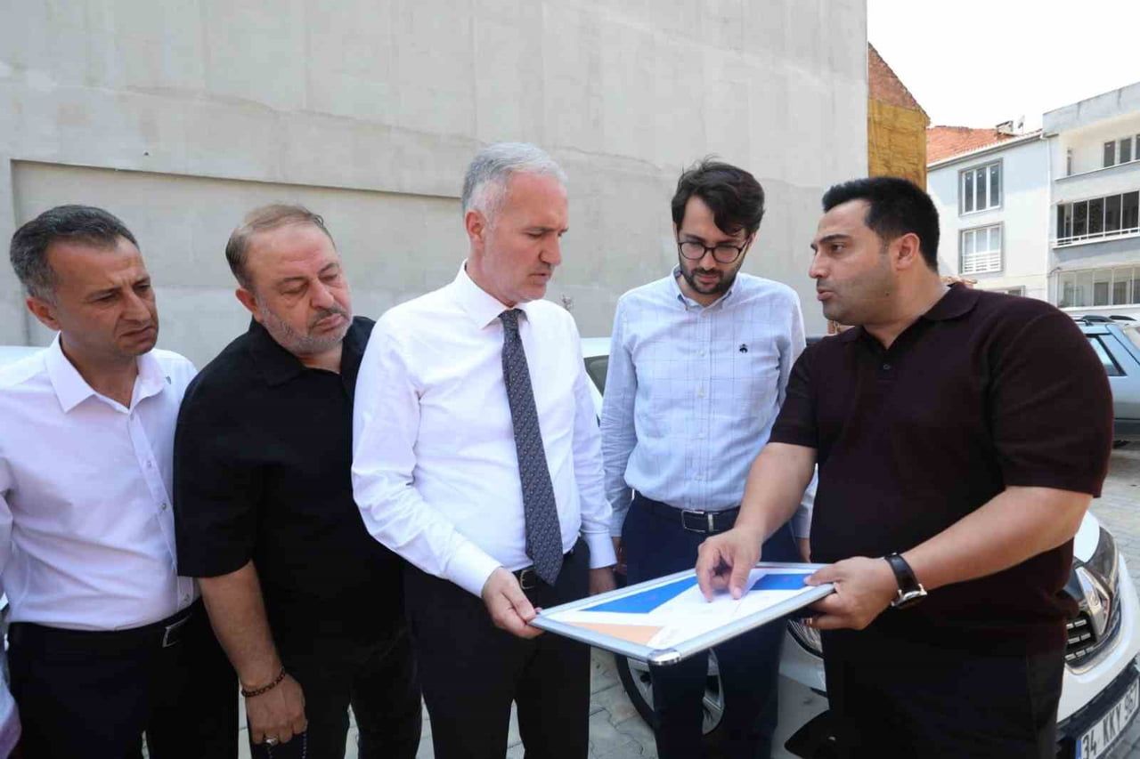 İNEGÖL BELEDİYESİ, ORHANİYE MAHALLESİ TÜRKER VE HATAY SOKAKLAR ARASINDA KALAN BÖLGEDE 3 PARSELDE...