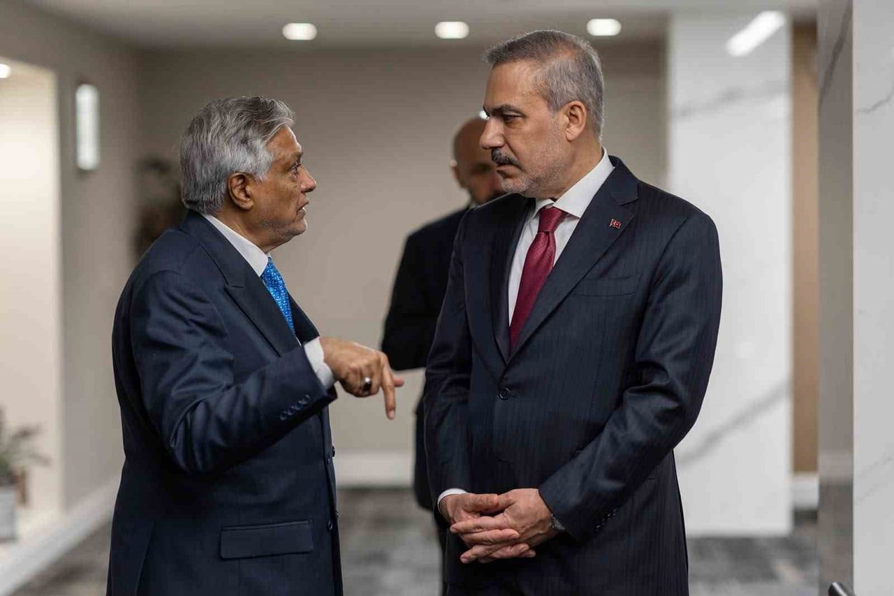 BAKAN FİDAN, SEKİZLİ GRUP EŞ GÜDÜM TOPLANTISINA KATILDI
