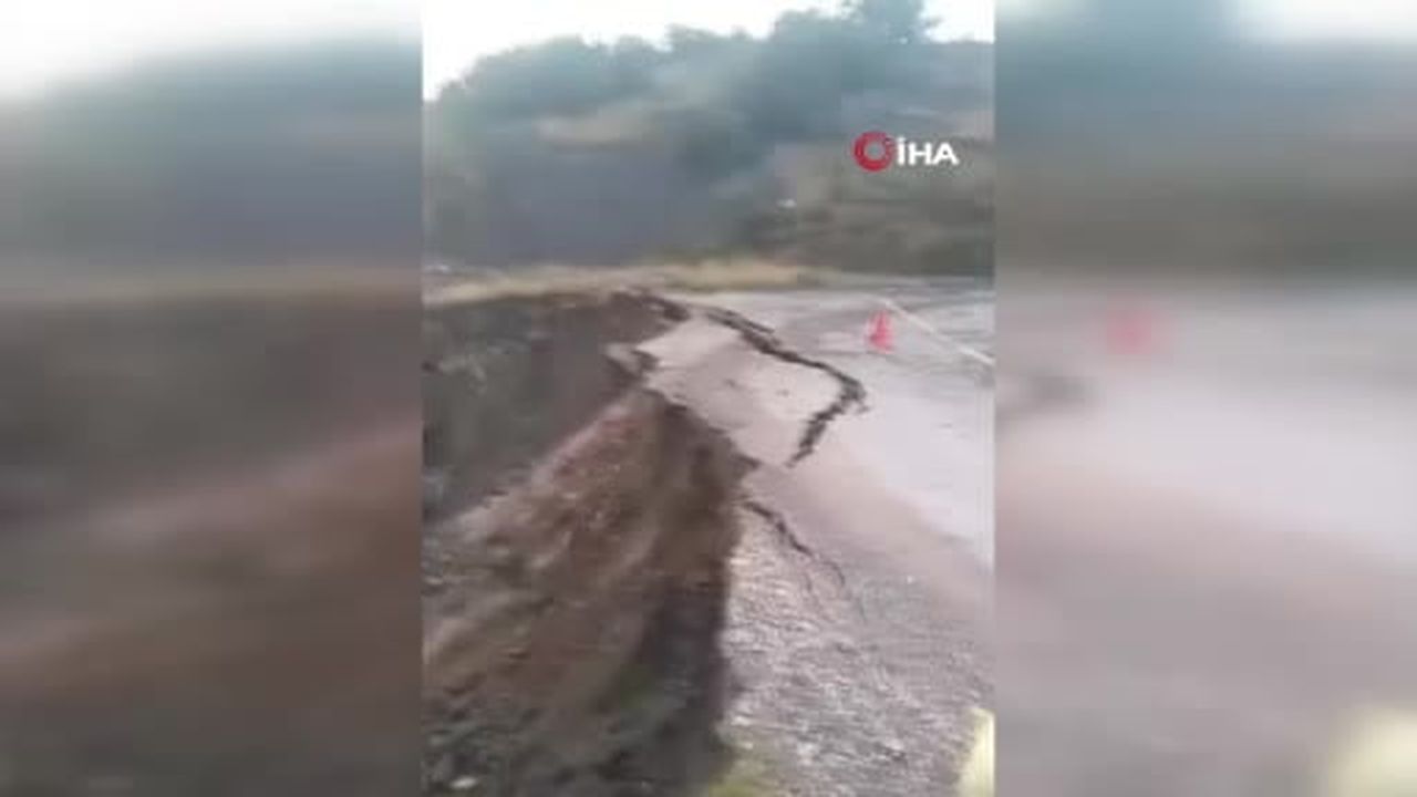 Tokat’ta sağanak sonrası köy yolu böyle çöktü