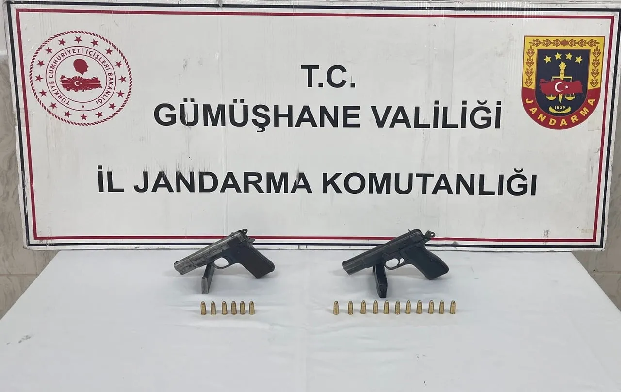 GÜMÜŞHANE’NİN KÜRTÜN İLÇESİNDE JANDARMA EKİPLERİNCE YAPILAN ÇALIŞMADA 2 ŞAHSIN ÜZERİNDE 2 ADET...