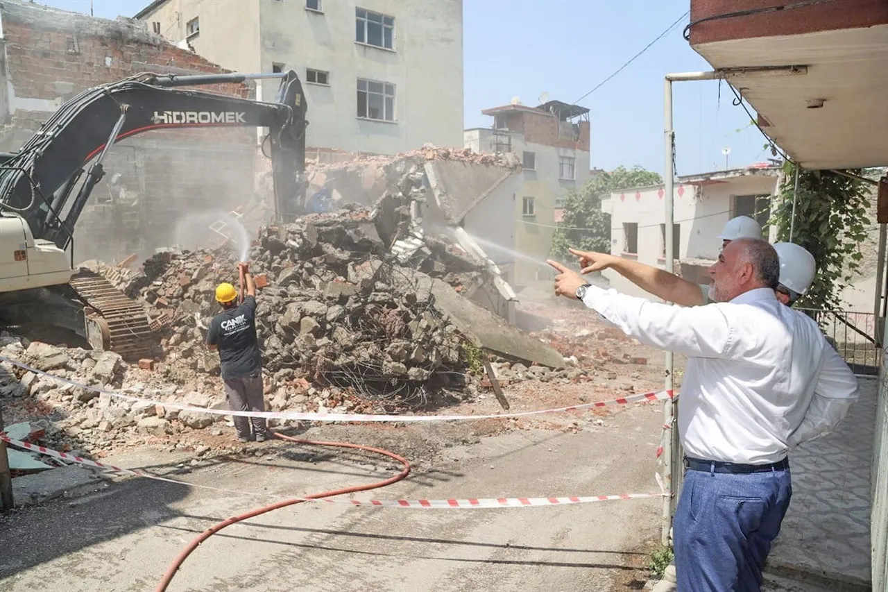 CANİK BELEDİYE BAŞKANI İBRAHİM SANDIKÇI ÇALIŞMALARI İNCELEDİ