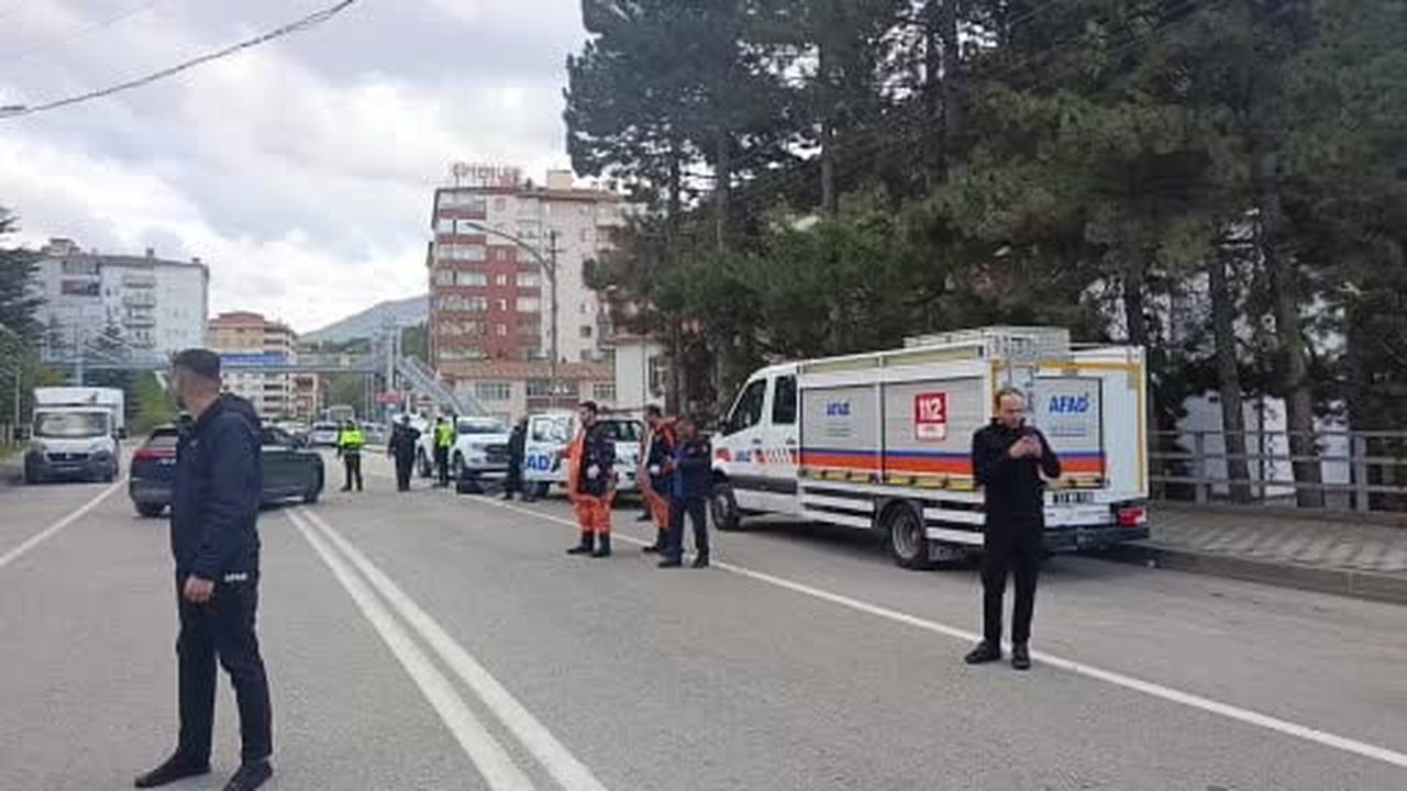 Gümüşhane’de kanalizasyondan çıkan gaz paniğe neden oldu