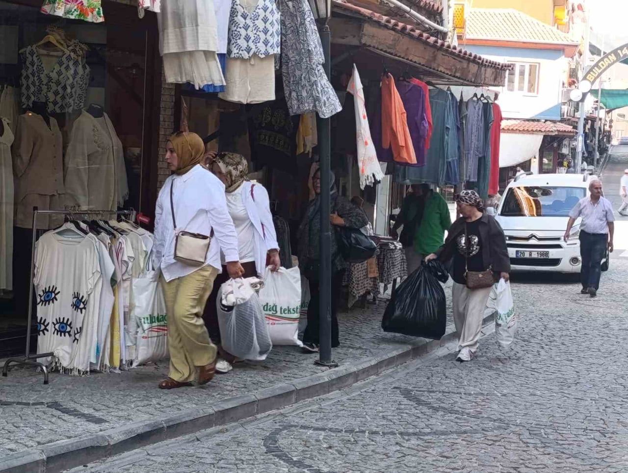 DENİZLİ BÜYÜKŞEHİR BELEDİYESİ TARAFINDAN DÜZENLENEN İLÇE TURLARI KAPSAMINDA BULDAN’A GELEN...